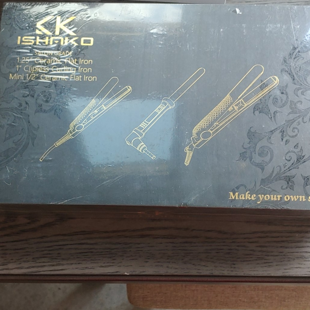 Salon grade Iron Set